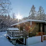 In Woergl Near Skiwelt Wilder Kaiser 木屋 Worgler Boden